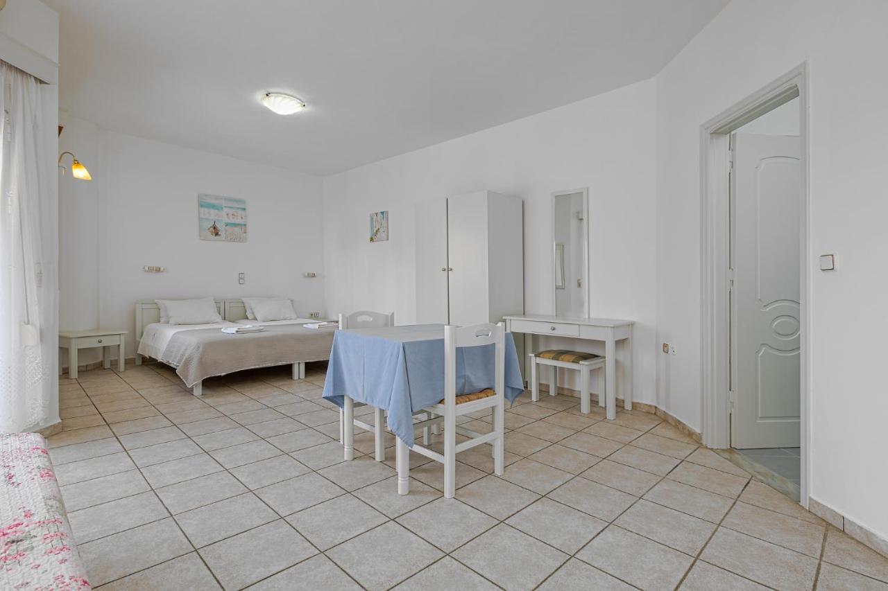 Marias Studios And Apartments Platanias  Exterior photo