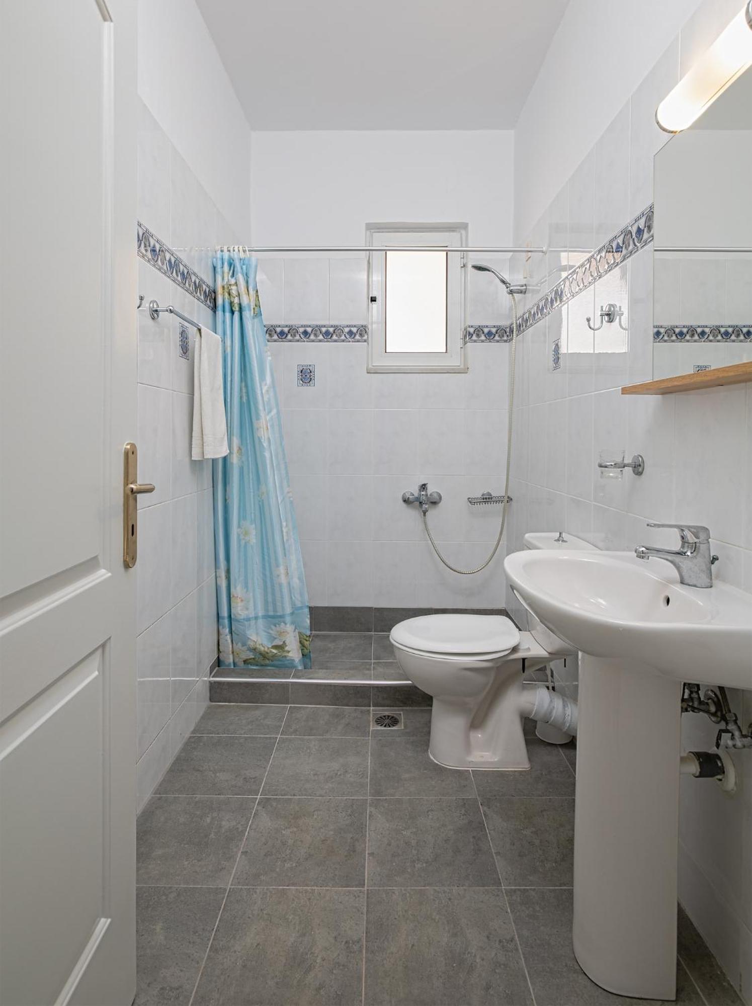 Marias Studios And Apartments Platanias  Room photo